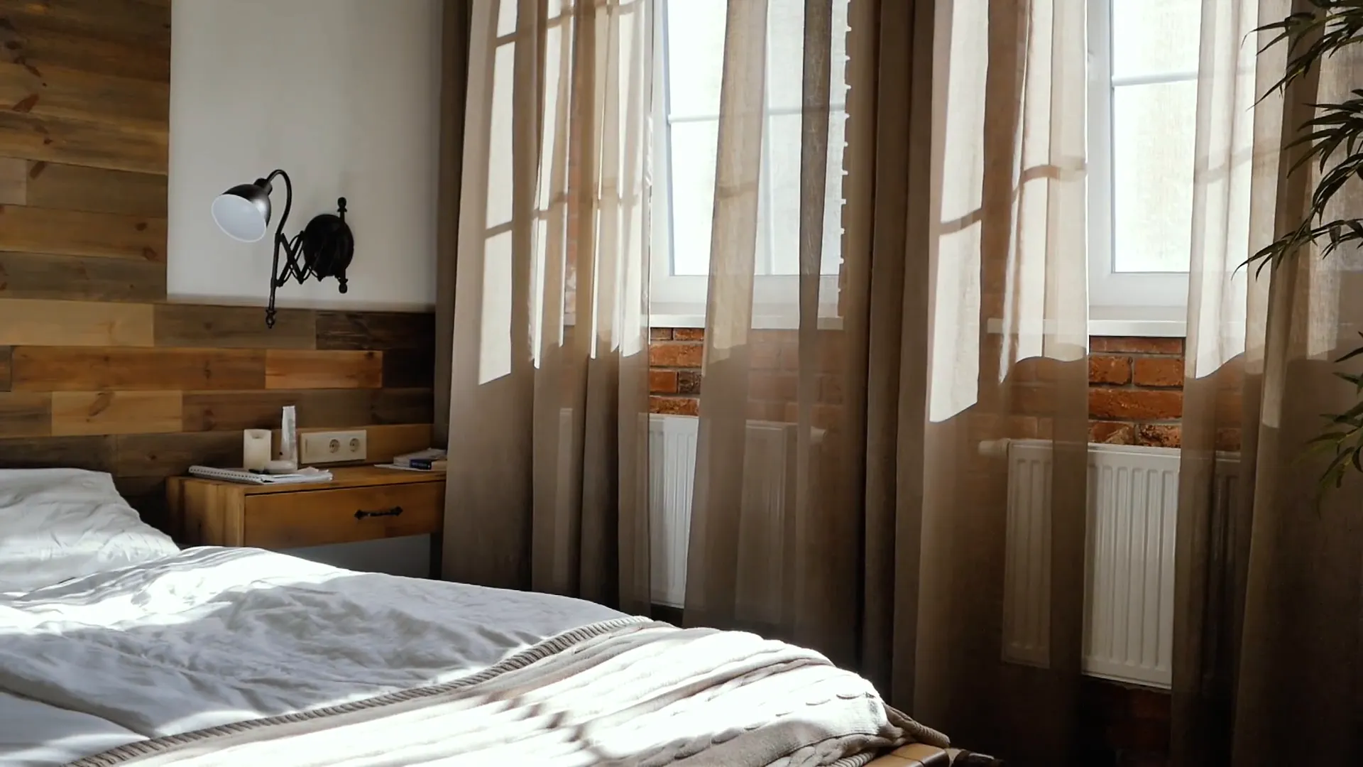 The Room - real photo paired with licensed video