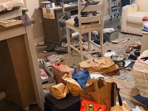 A real Texas Nova Cleaning job, living room before cleaning